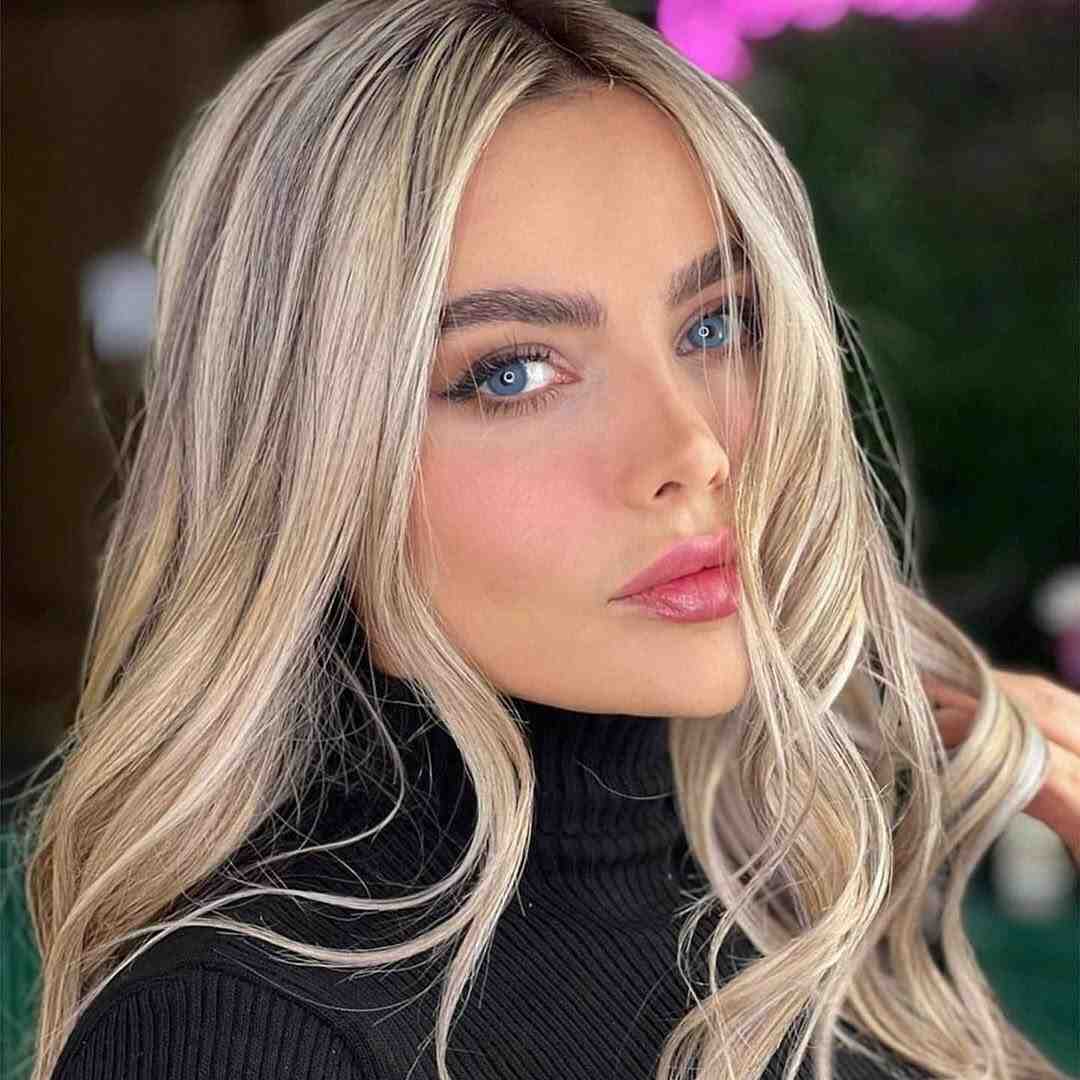 Pixie Blue lenses on dark brown eyes