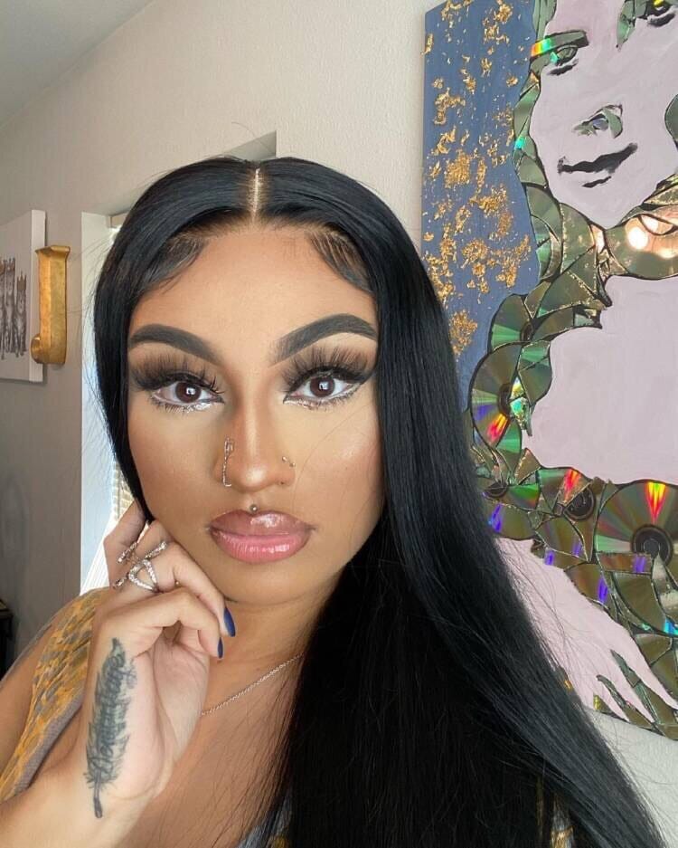Glueless lace wigs