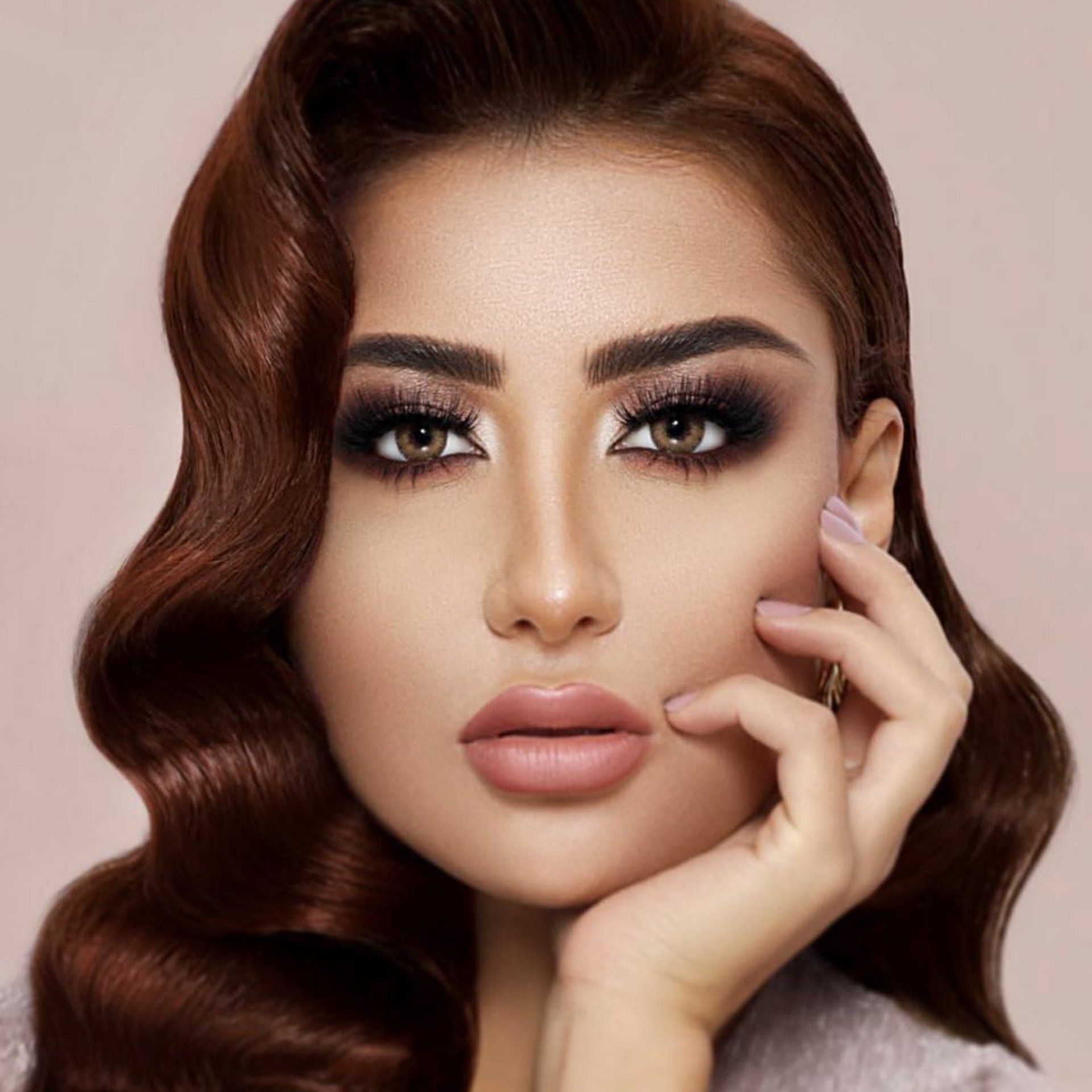 Bella Glow Radiant Hazelnut - Gr8style.dk