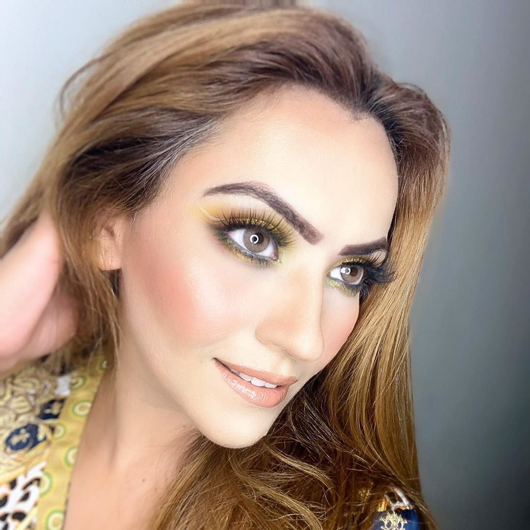 Bella Wild Honey lenses