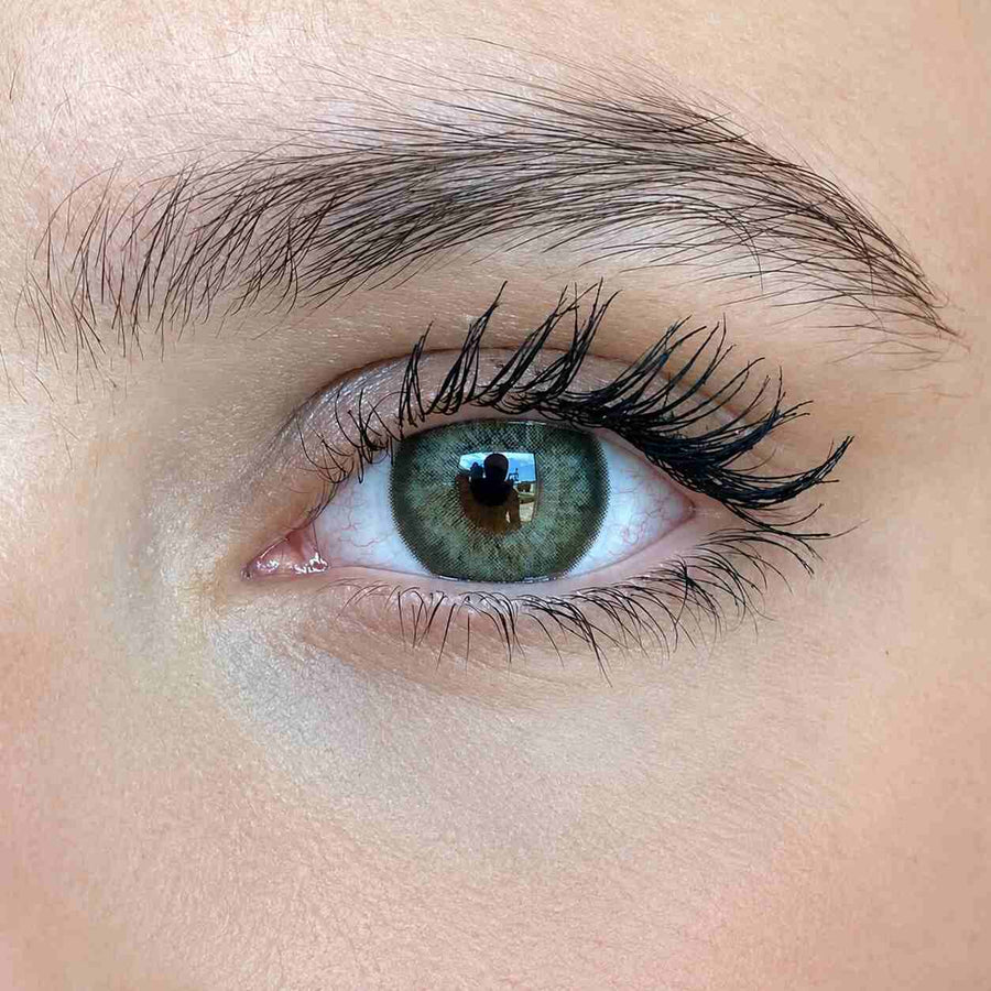Medeo Zeyna green colored contact lenses on brown eyes 